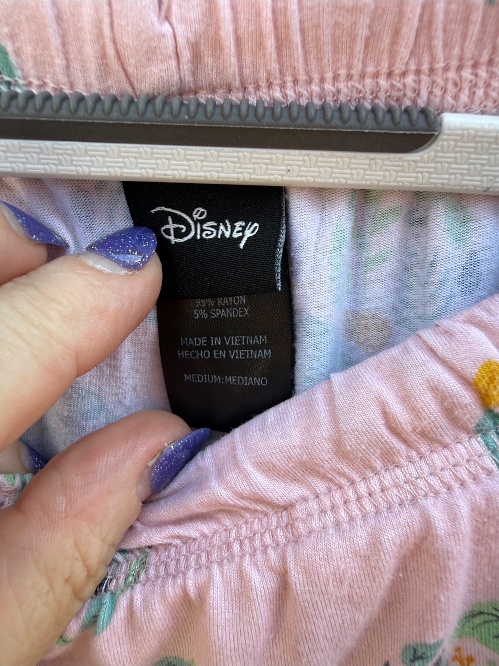 Disney 2 Piece Capri Pajama Set Mickey Mouse Pink Size M ( would fit L) - Picture 8 of 14